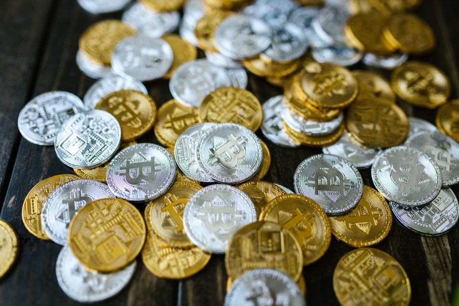 gold silver coins