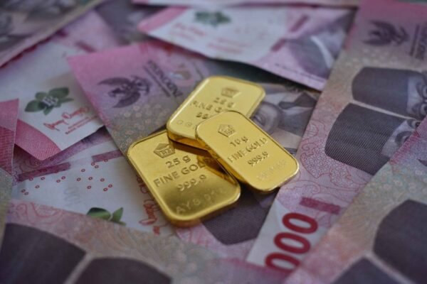 gold bars bullion close up