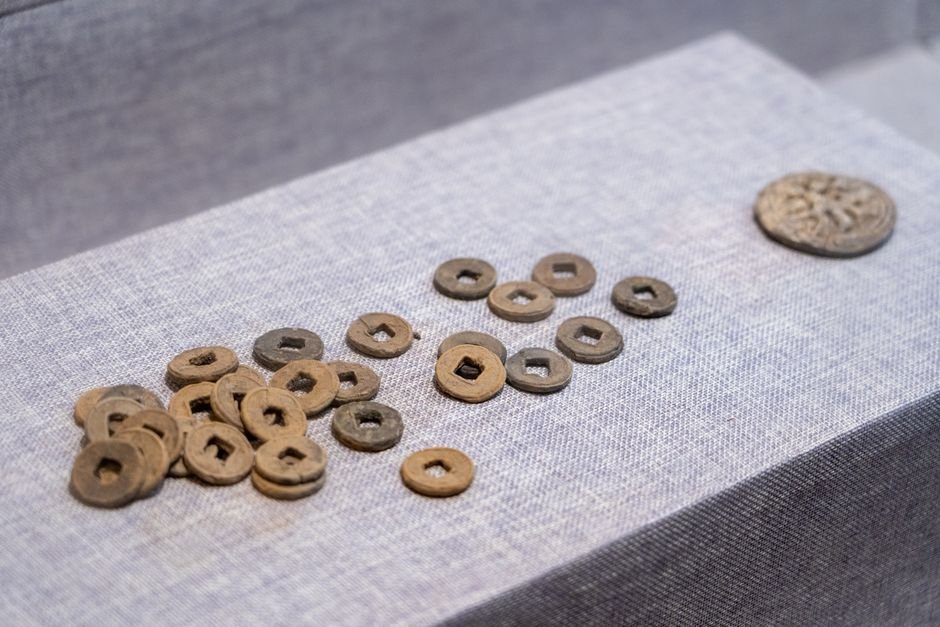 ancient gold coins currency